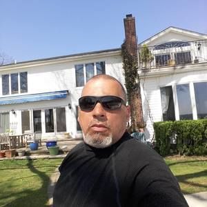 Meet your Posher, Bobby